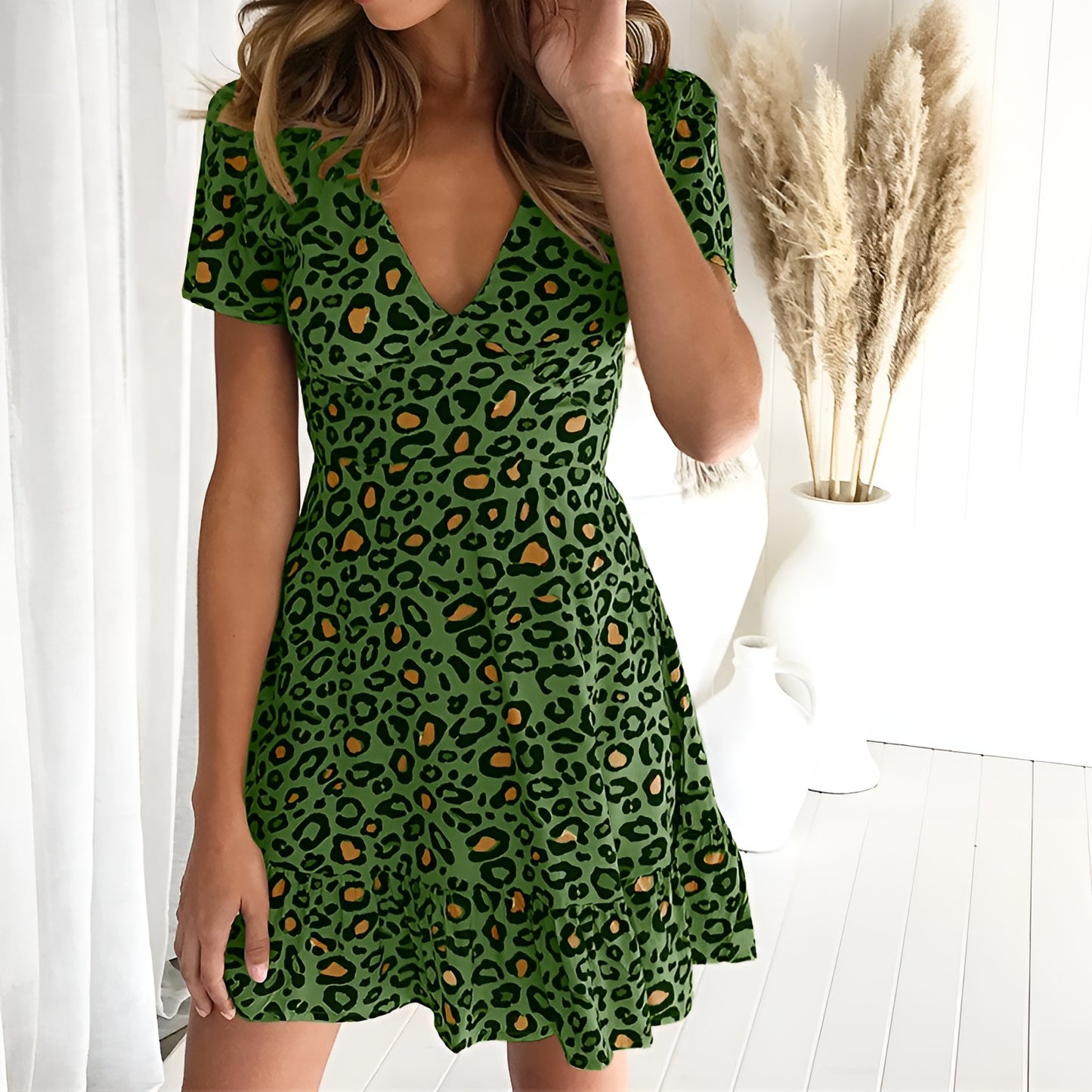 Lagoz Wild V-Neck Maxi Dress