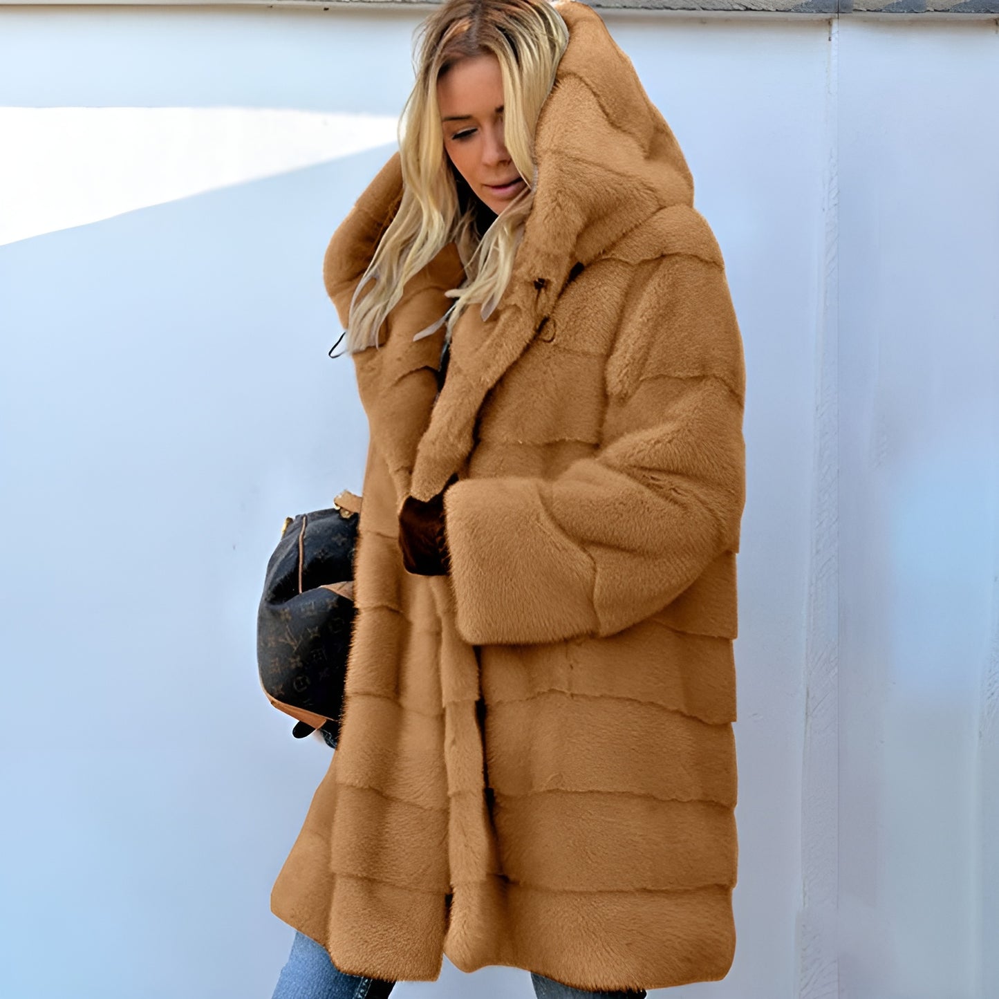Lagoz Plush | Hooded Jas