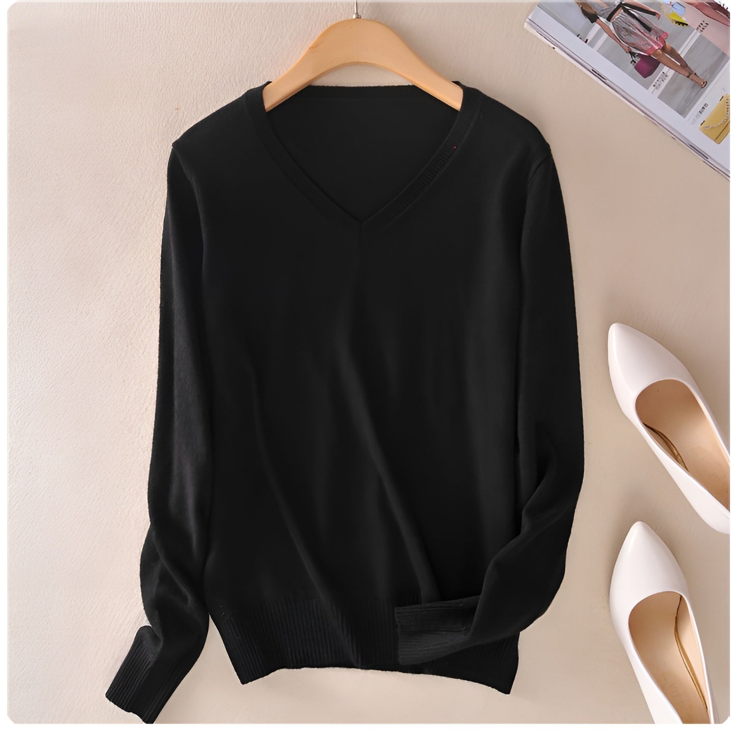 Lagoz Élan™ – Luxe V-Neck Cashmere Sweater
